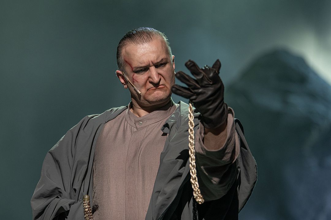 Роман