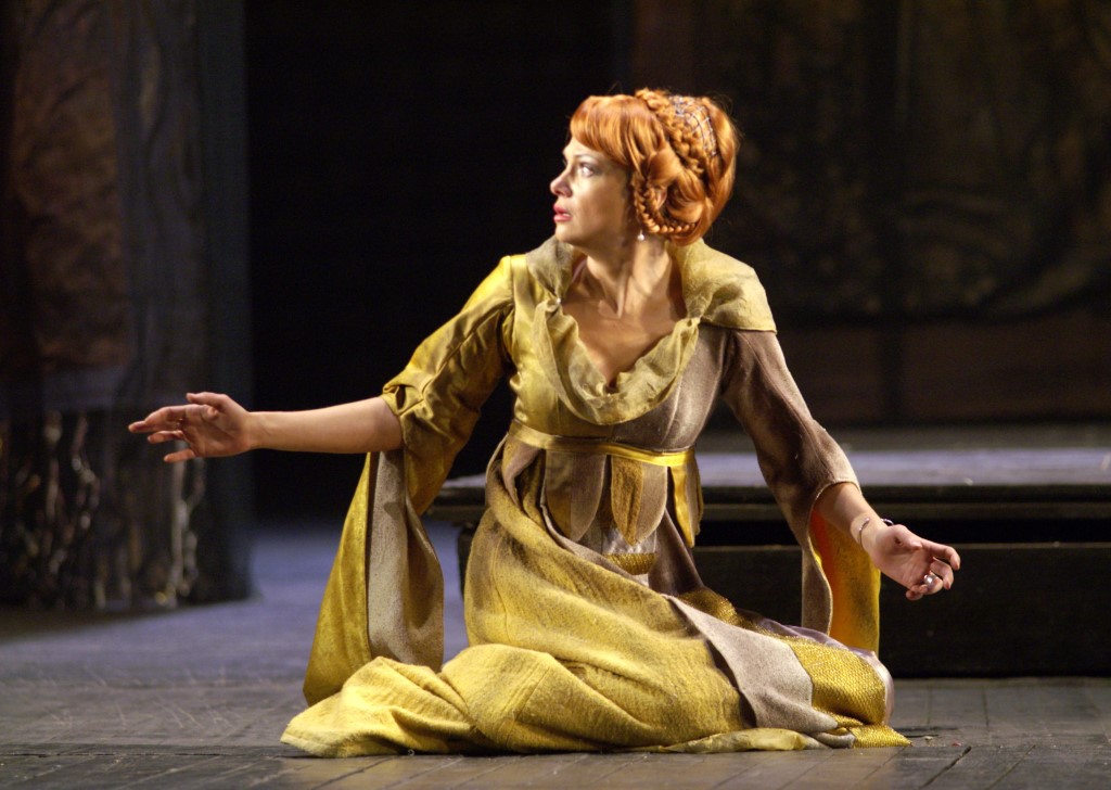 Алиса Богарт